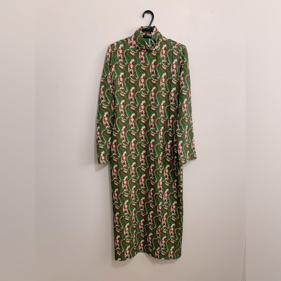BNWT Zara Women’s Green Paisley Print Midi Slit Dress Size M - Picture 3 of 5